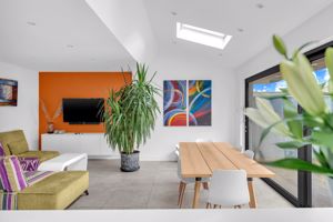 Photo 33- click for photo gallery